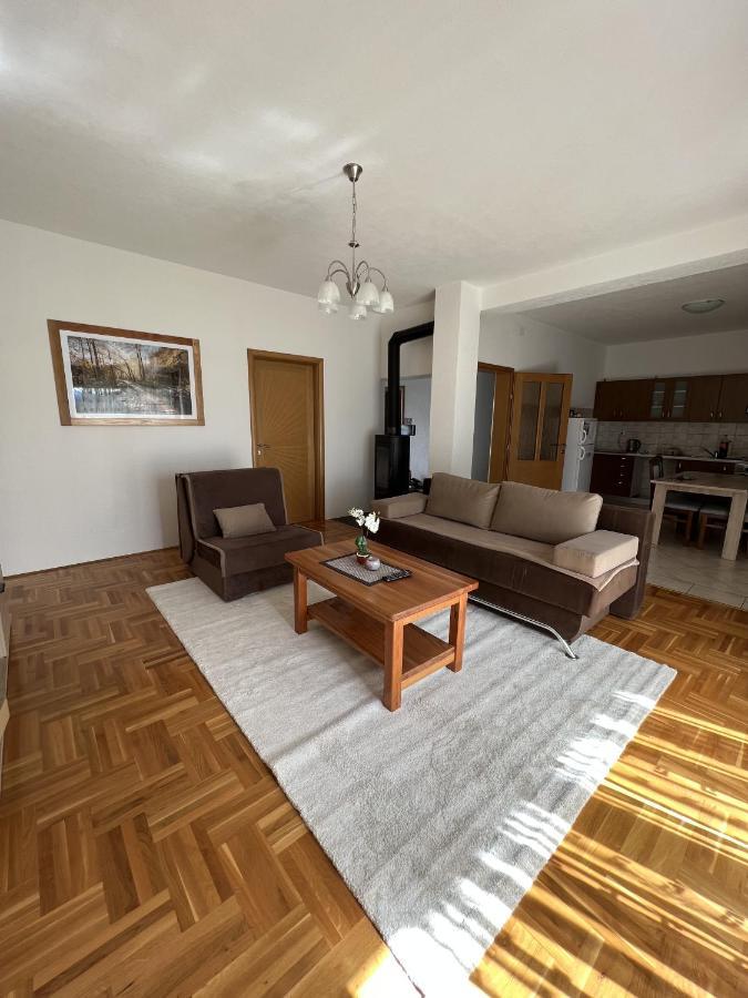 Green Apartment Plitvice ラコヴィツァ エクステリア 写真
