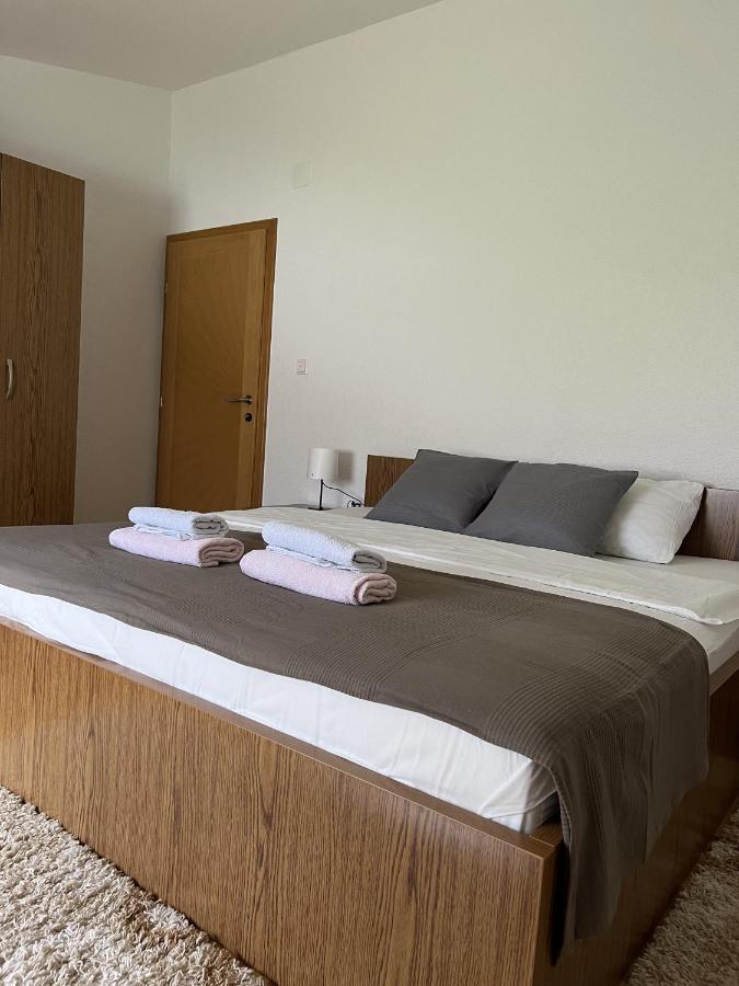 Green Apartment Plitvice ラコヴィツァ エクステリア 写真
